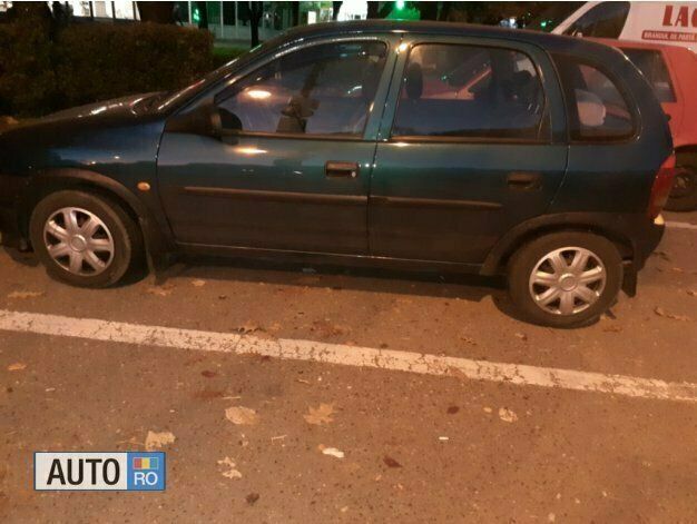 Second-hand Opel Corsa 40 CP (29 kW) 1998 Verde Hatchback