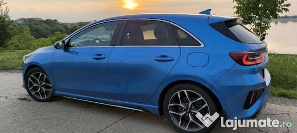 Second-hand Kia Ceed GT GT-Line 140 CP (102 kW) 2020 Albastru Hatchback