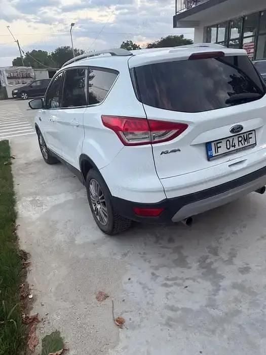Culoarealb Utilizat 2013 Ford Kuga Trend SUV | 7.300 EUR (Preț bun) - Imagine 1/4