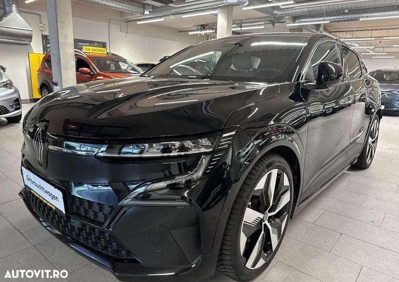 Culoarenegru Utilizat 2023 Renault Mégane Equilibre Hatchback | 25.500 EUR (Preț OK) - Imagine 1/4