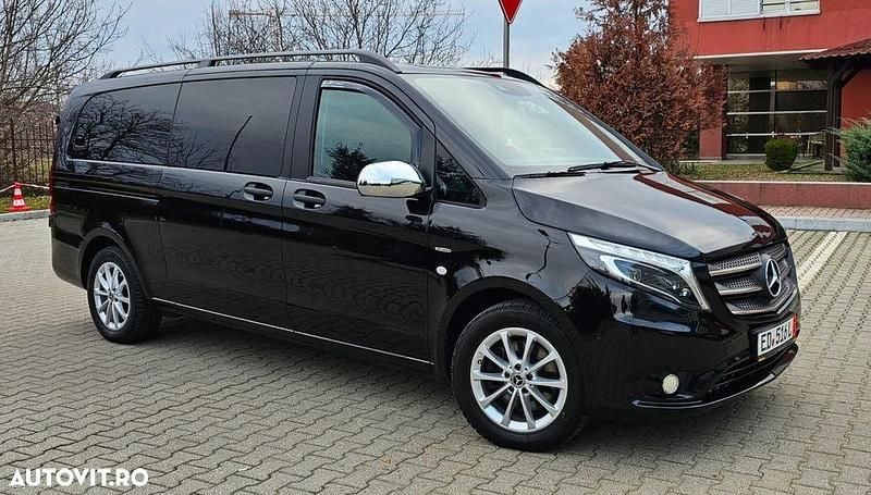 Second-hand Mercedes Vito 163 CP (119 kW) 2017 Culoarenegru Van