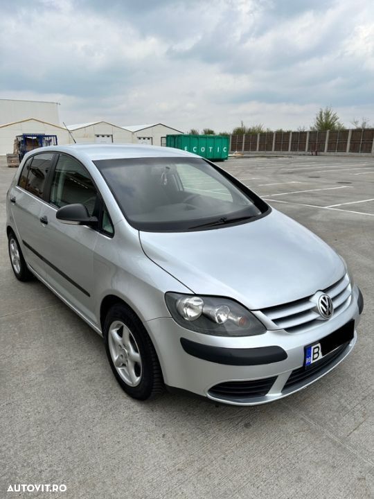 Argintiu Utilizat 2007 VW Golf Plus Cross Comfortline Monovolum | 3.850 EUR (Preț bun) - Imagine 1/4