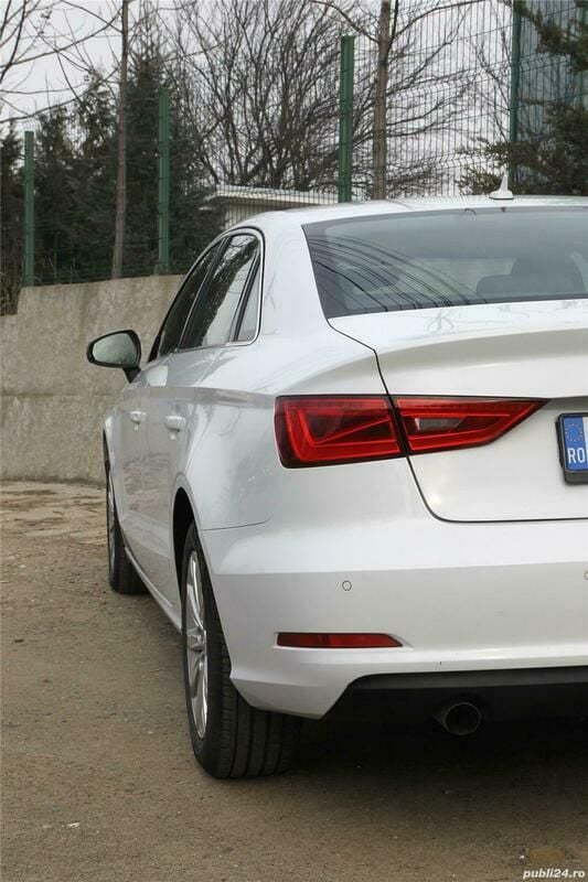 Second-hand Audi A3 110 CP (80 kW) 2015 Alb Berlinǎ