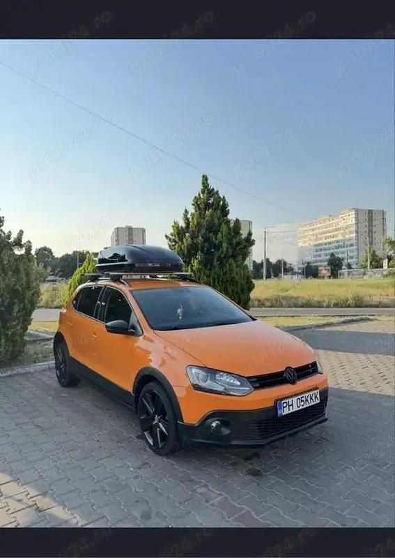 Second-hand VW Polo Cross 130 CP (95 kW) 2014 Portocaliu Hatchback