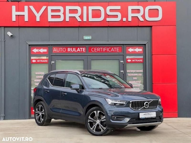 Culoarealbastru Utilizat 2020 Volvo XC40 Inscription SUV | 30.999 EUR (Puțin scump) - Imagine 1/4