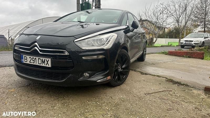 Culoarenegru Utilizat 2012 Citroën DS5 Sport Chic Hatchback | 8.400 EUR - Imagine 1/4