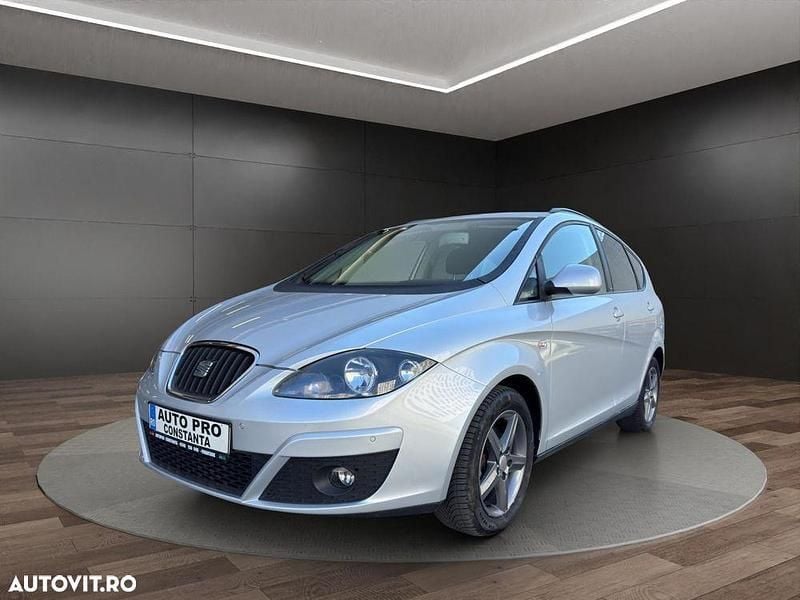 Negru Utilizat 2015 Seat Altea Monovolum | 6.950 EUR (Preț OK) - Imagine 1/4