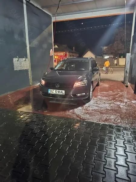 Second-hand VW Passat 140 CP (102 kW) 2012 Maro Break