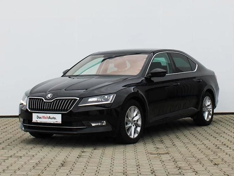 Second-hand Skoda Superb Ambition 150 CP (110 kW) 2017 Negru  normal Berlinǎ