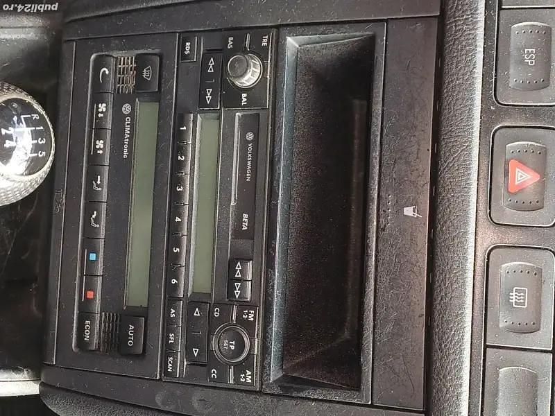 Second-hand VW Golf IV 105 CP (77 kW) 2002 Hatchback