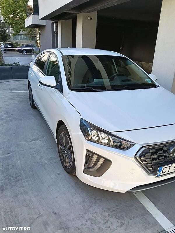 Culoarealb Utilizat 2021 Hyundai Ioniq Berlinǎ | 18.250 EUR (Preț OK) - Imagine 1/4
