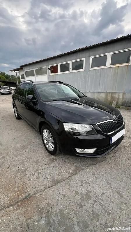 Negru Second-hand 2017 Skoda Octavia | 9.200 EUR (Preț bun) - Imagine 1/4