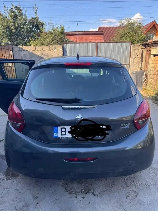 Second-hand Peugeot 208 95 CP (69 kW) 2016 Hatchback