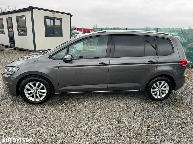 Second-hand VW Touran Comfortline 150 CP (110 kW) 2017 Culoaregri Monovolum