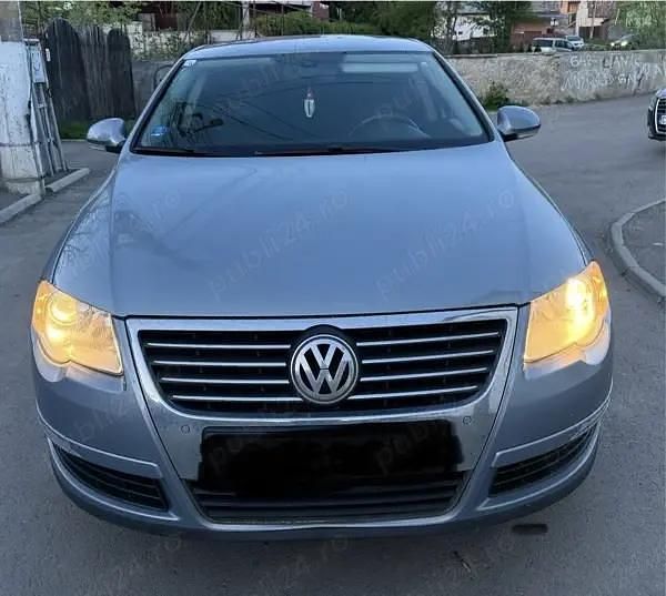 Utilizat 2010 VW Passat Berlinǎ | 6.399 EUR (Scump) - Imagine 1/4