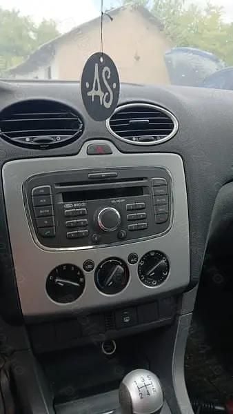 Utilizat 2008 Ford Focus Hatchback | 1.100 EUR (Super Preț) - Imagine 1/4