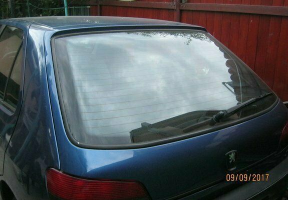 Second-hand Peugeot 306 55 CP (40 kW) 1997 Albastru Hatchback