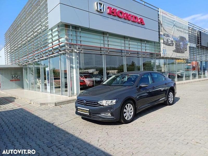 Culoaregri Utilizat 2020 VW Passat Trendline Berlinǎ | 19.990 EUR (Preț OK) - Imagine 1/4