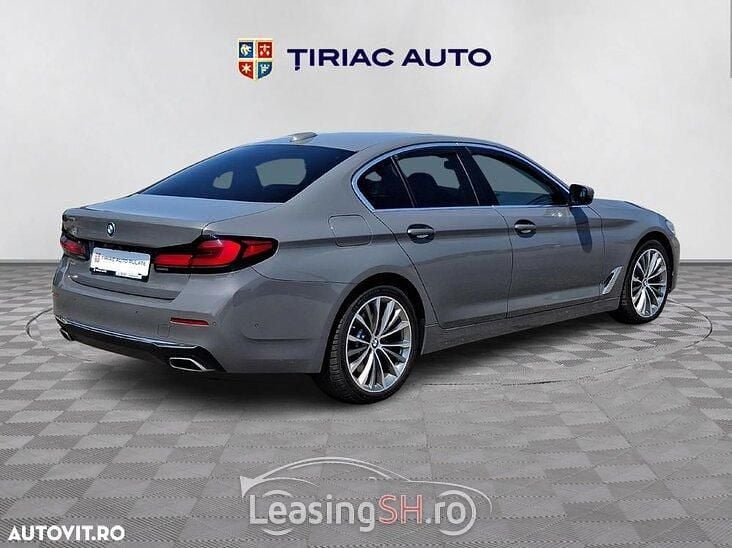 Second-hand BMW 530 286 CP (210 kW) 2022 Gri Berlinǎ