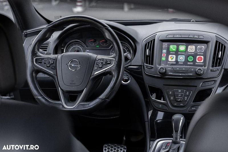 Culoarenegru Utilizat 2015 Opel Insignia Cosmo Berlinǎ | 8.999 EUR (Preț bun) - Imagine 1/4