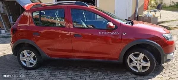 Utilizat 2013 Dacia Sandero Hatchback | 6.550 EUR (Scump) - Imagine 1/4