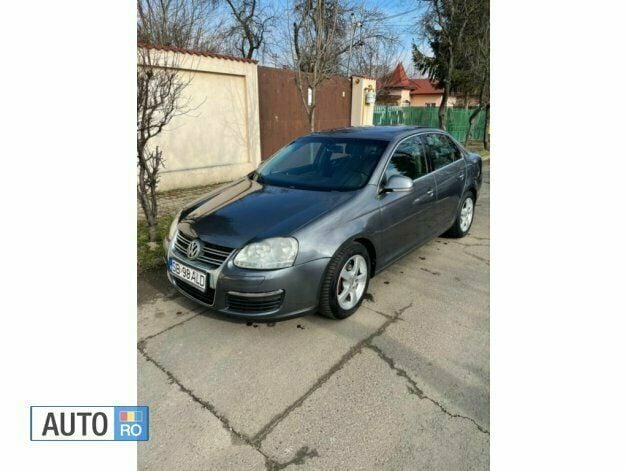 Argintiu Utilizat 2006 VW Jetta Berlinǎ | 2.750 EUR (Preț OK) - Imagine 1/3