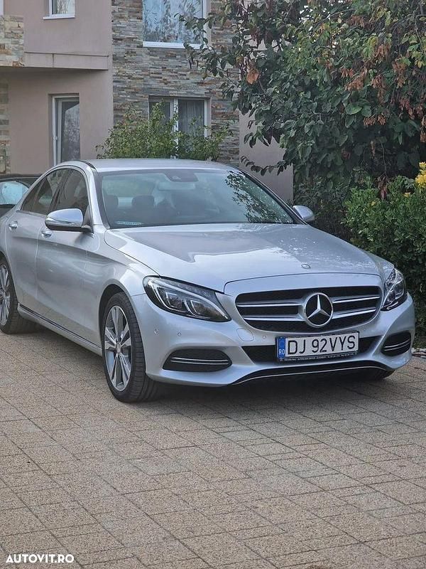 Culoaregri Second-hand 2014 Mercedes C180 Berlinǎ | 12.800 EUR (Preț OK) - Imagine 1/4