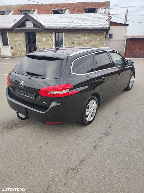 Second-hand Peugeot 308 Business-Line 120 CP (88 kW) 2016 Culoarenegru Break