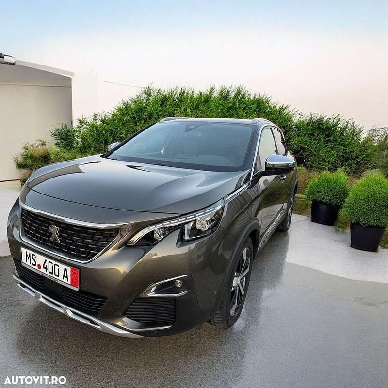Gri Utilizat 2018 Peugeot 3008 GT SUV | 19.999 EUR (Super Preț) - Imagine 1/4