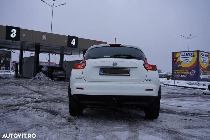 Second-hand Nissan Juke Acenta 110 CP (80 kW) 2011 Culoarealb SUV