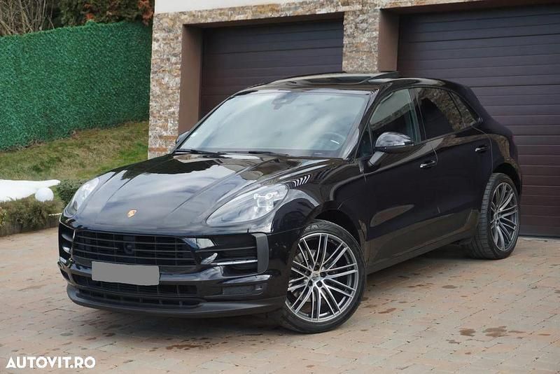 Second-hand Porsche Macan 245 CP (180 kW) 2020 Culoarenegru SUV
