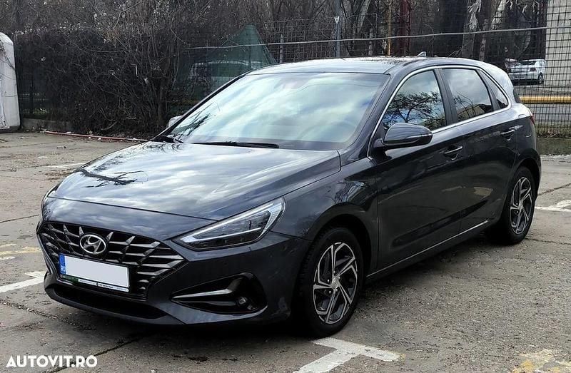 Culoaregri Utilizat 2022 Hyundai i30 Hatchback | 13.500 EUR (Super Preț) - Imagine 1/4