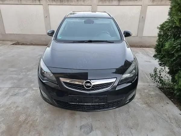 Second-hand Opel Astra 125 CP (91 kW) 2012 Break