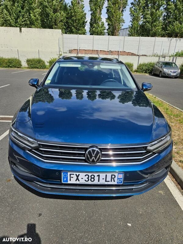 Albastru Utilizat 2021 VW Passat Business Break | 16.950 EUR (Preț bun) - Imagine 1/4