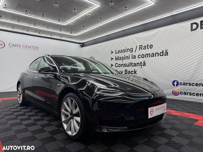 Second-hand Tesla Model 3 55 kW (75 CP) 2019 Culoarenegru Berlinǎ