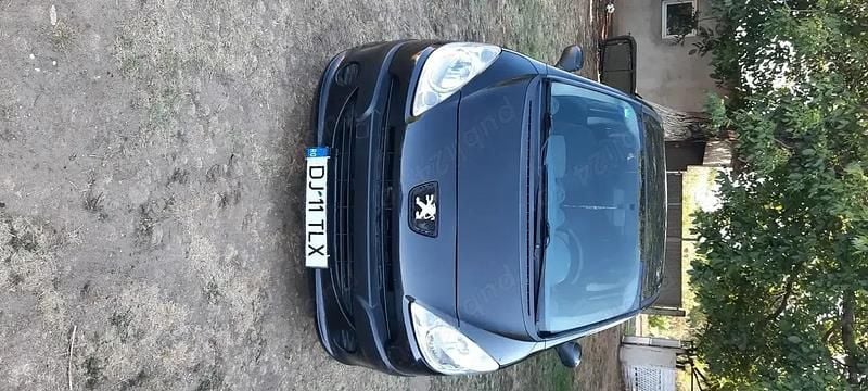 Utilizat 2007 Peugeot 1007 Hatchback | 1.599 EUR - Imagine 1/4