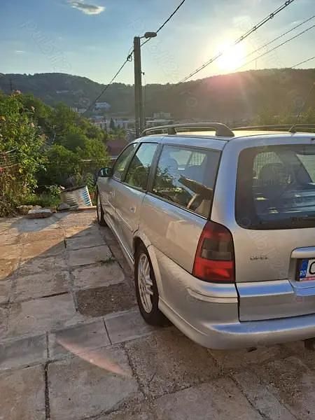 Utilizat 2001 Opel Vectra Break | 1.000 EUR - Imagine 1/4