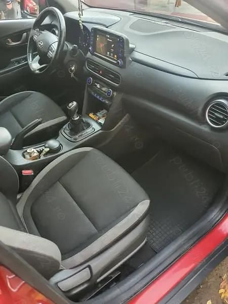 Second-hand Hyundai Kona 121 CP (88 kW) 2018 Rosu SUV