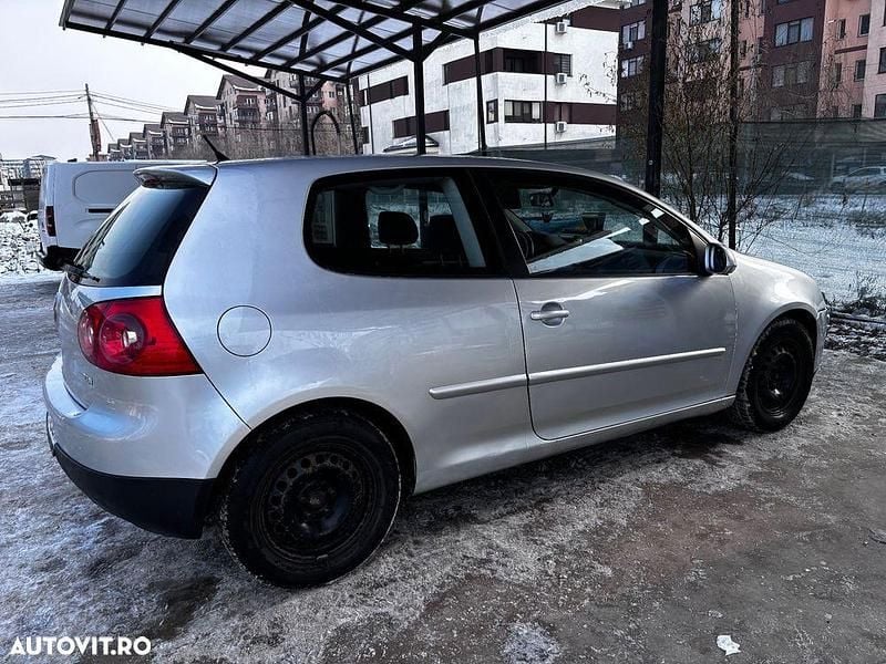 Culoaregri Utilizat 2005 VW Golf IV Comfortline Hatchback | 1.500 EUR (Super Preț) - Imagine 1/4