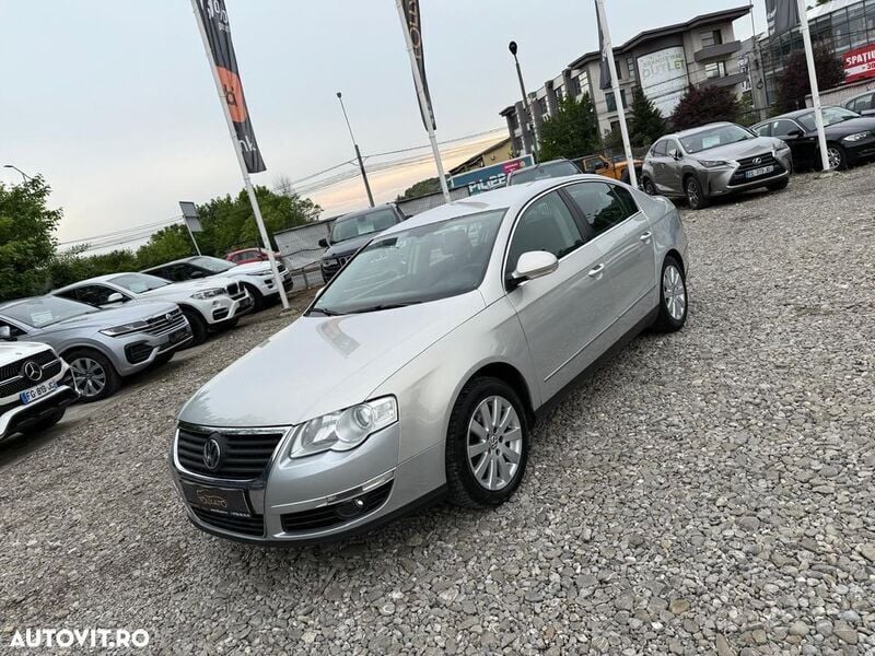 Gri Utilizat 2010 VW Passat Berlinǎ | 4.499 EUR (Preț OK) - Imagine 1/4