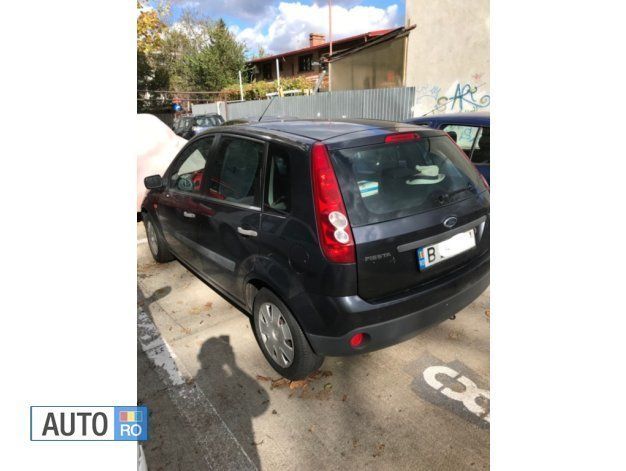 Second-hand Ford Fiesta 50 CP (36 kW) 2007 Gri Hatchback