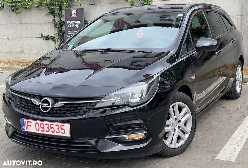 Culoarenegru Utilizat 2022 Opel Astra Edition Break | 8.999 EUR (Preț bun) - Imagine 1/4