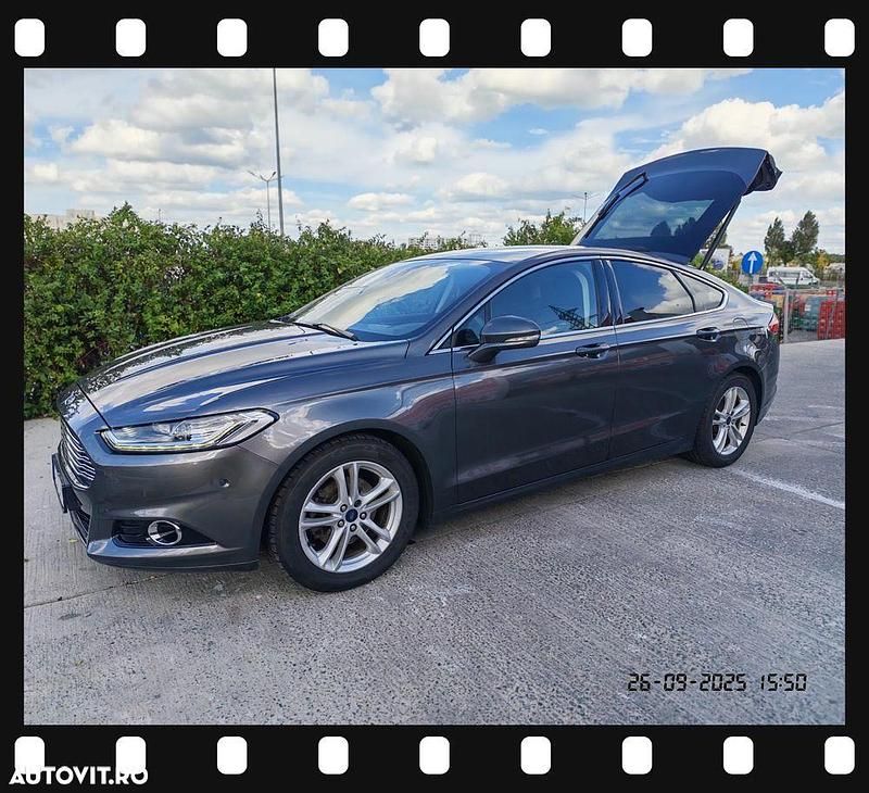 Culoaregri Utilizat 2015 Ford Mondeo Titanium Berlinǎ | 11.490 EUR (Preț OK) - Imagine 1/4