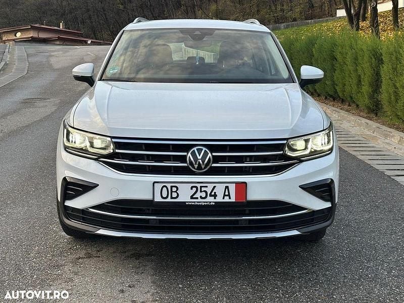Culoarealb Utilizat 2022 VW Tiguan Elegance SUV | 23.400 EUR (Super Preț) - Imagine 1/4