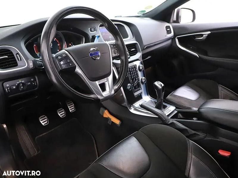 Second-hand Volvo V40 R-Design 115 CP (84 kW) 2016 Culoaregri