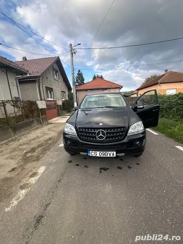 Utilizat 2008 Mercedes 320 SUV | 10.250 EUR - Imagine 1/4