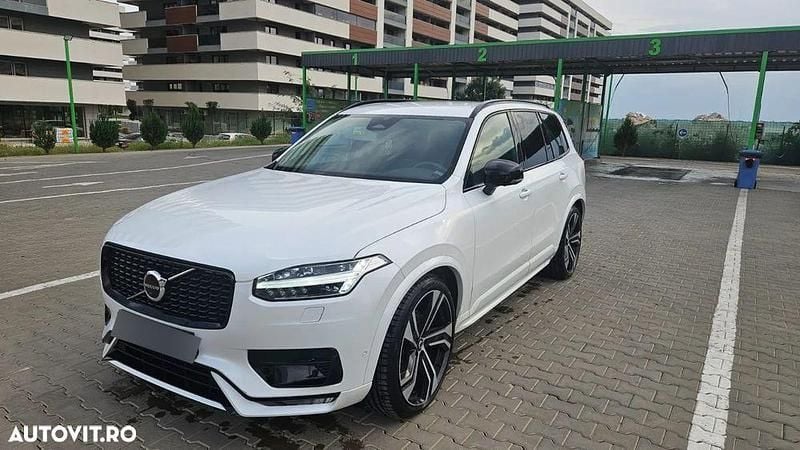Culoarealb Second-hand 2022 Volvo XC90 Plus SUV | 47.500 EUR (Super Preț) - Imagine 1/4