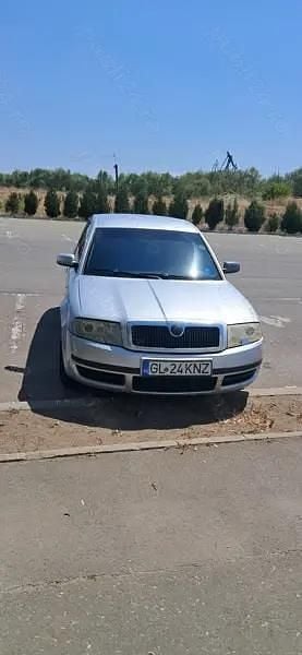 Utilizat 2005 Skoda Superb Berlinǎ | 1.800 EUR - Imagine 1/4
