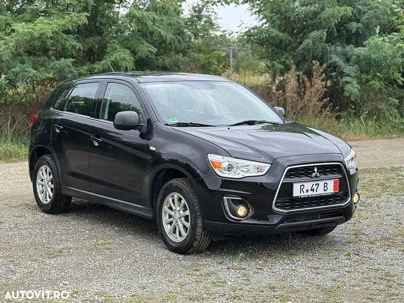 Culoarenegru Utilizat 2015 Mitsubishi ASX Diamant Edition SUV | 7.950 EUR (Preț bun) - Imagine 1/4