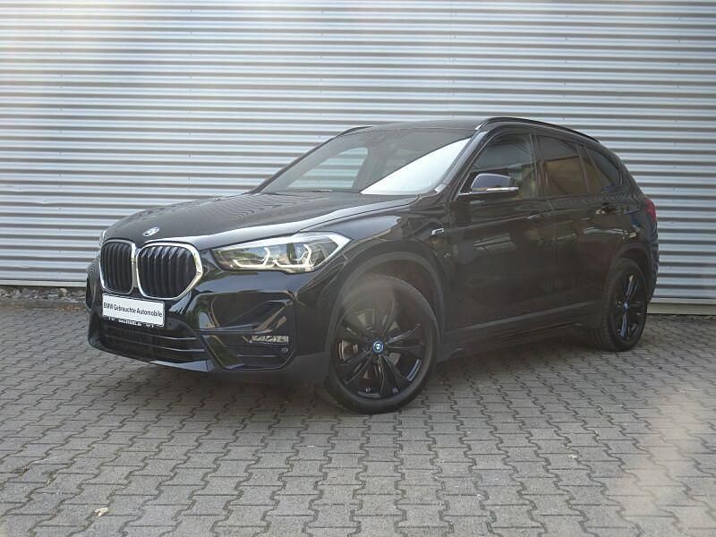 Utilizat 2022 BMW X1 Sport Line SUV | 30.594 EUR (Preț OK) - Imagine 1/1